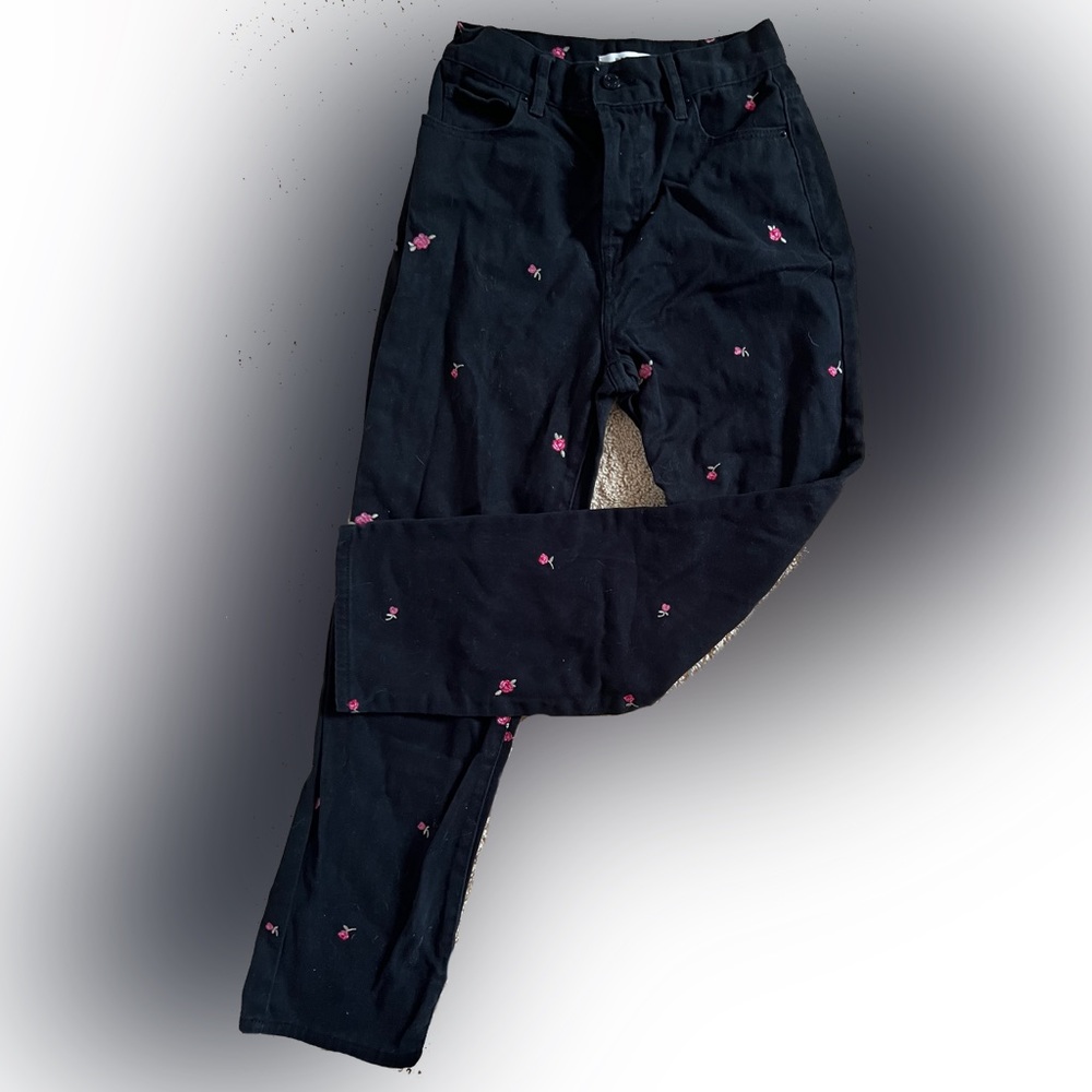 Super cute and trendy rose/flower embroidered black jeans